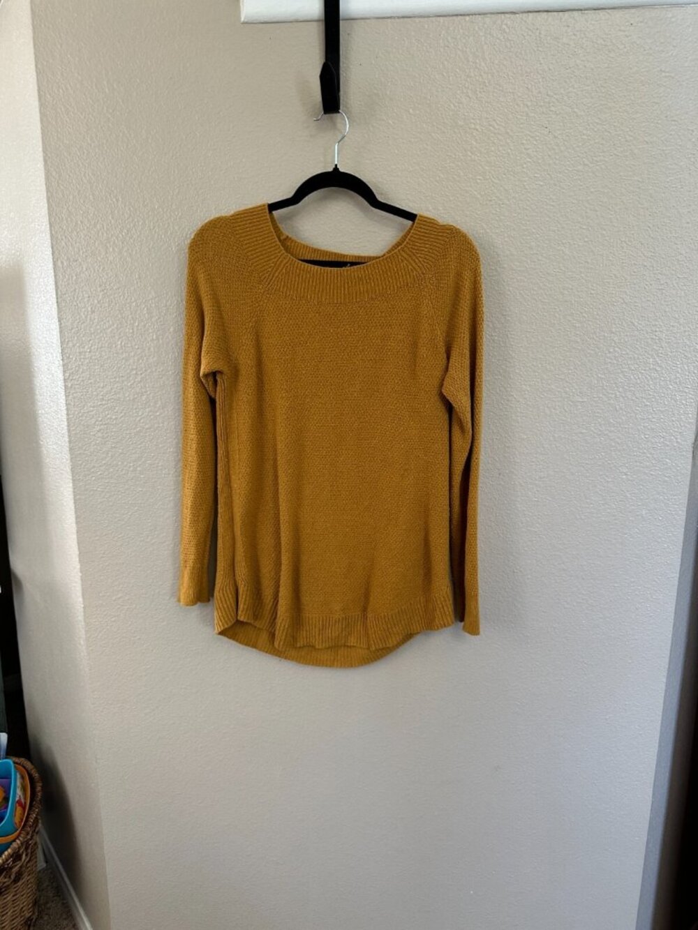LOFT Mustard Yellow Textured Knit Sweater Long Sleeve Small Cotton Blend